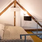 Reveille Bed and Breakfast 4*