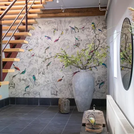 Reveille 4* كليفي