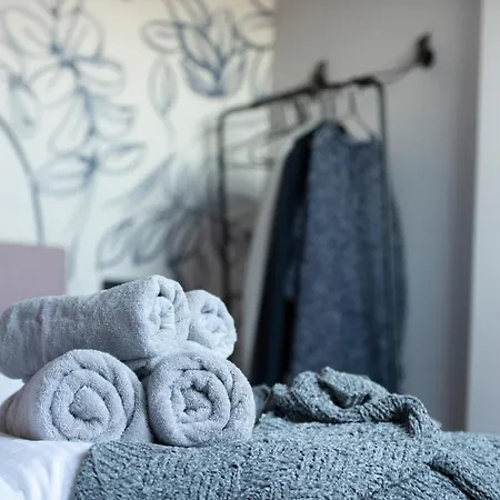 Reveille 4* كليفي