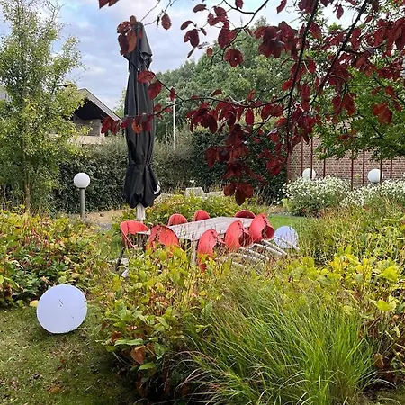 Reveille فندق مبيت وإفطار كليفي