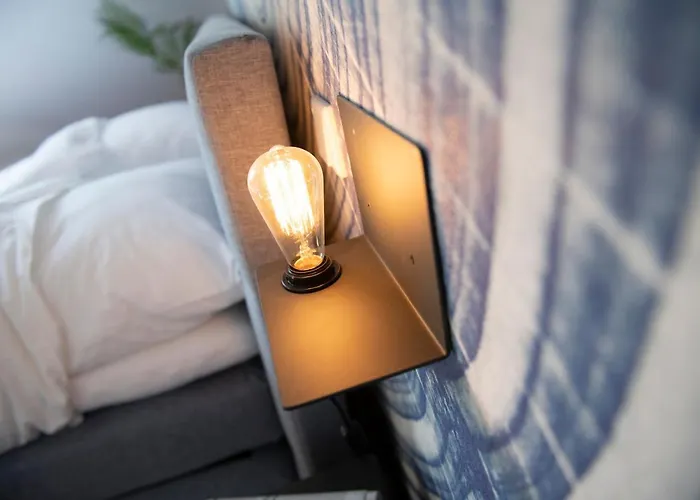 Reveille Bed & Breakfast 4*